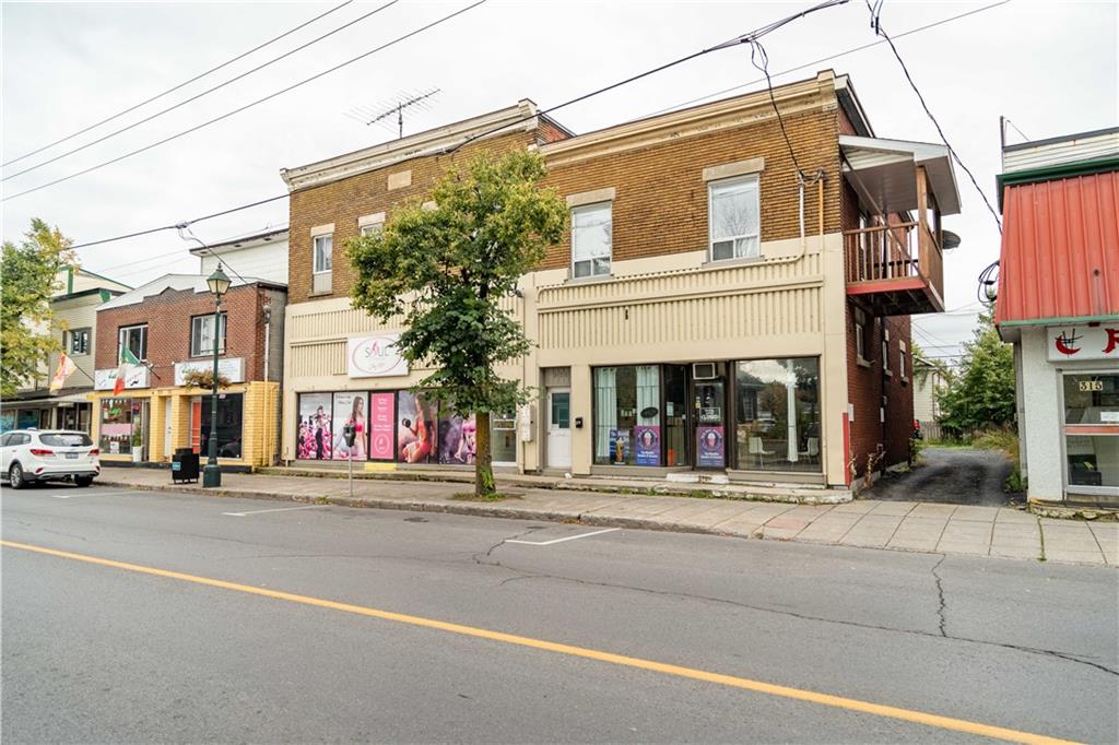 319-321-325-327 MONTREAL Road