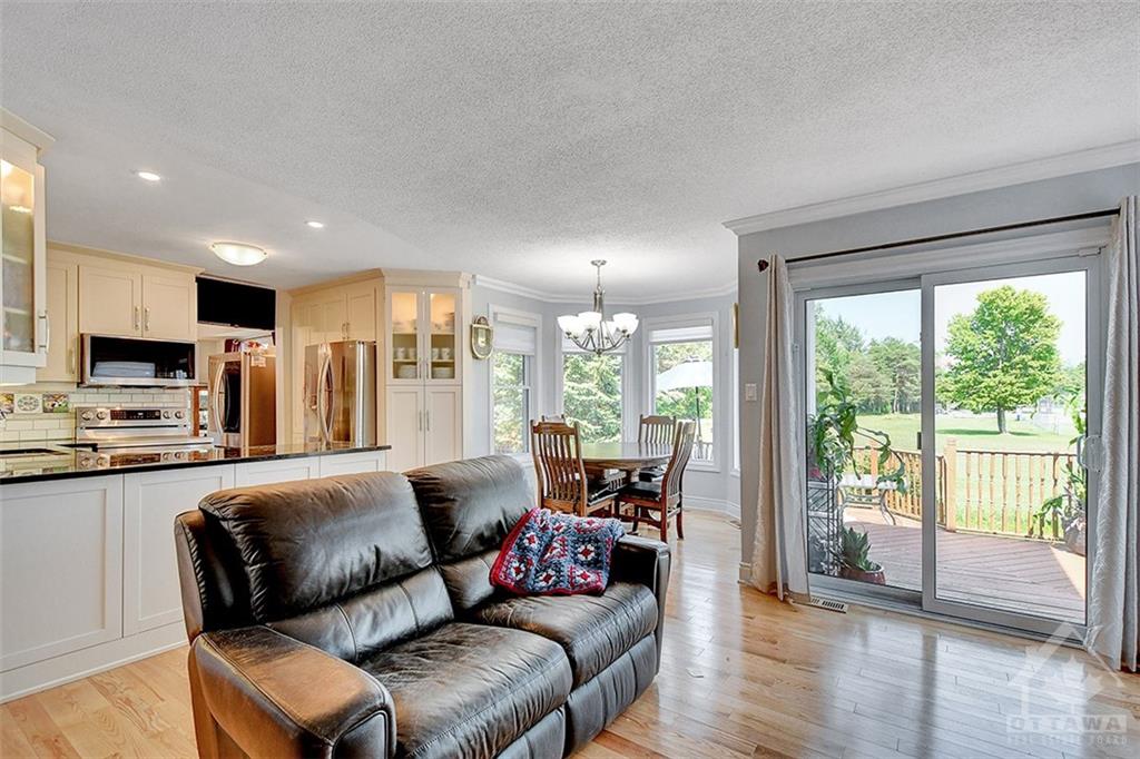 134 TWEED Crescent