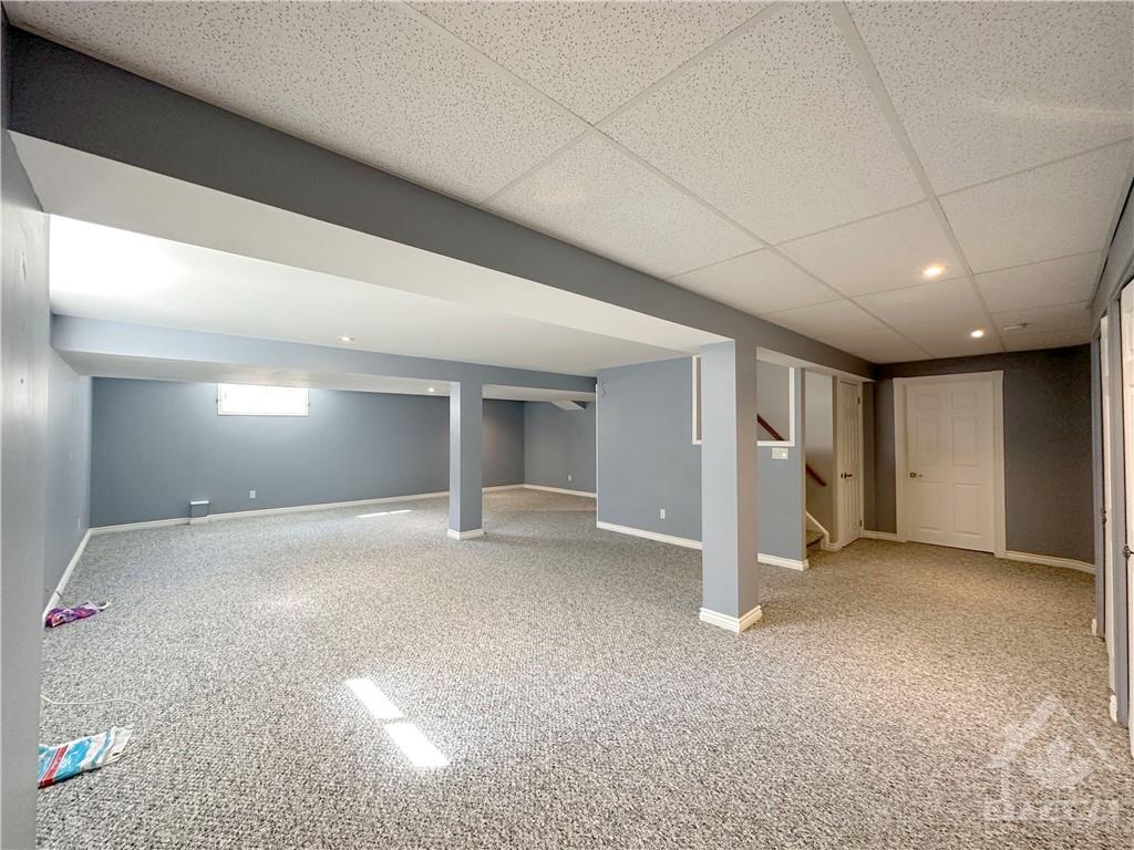 2 SHAUGHNESSY Crescent