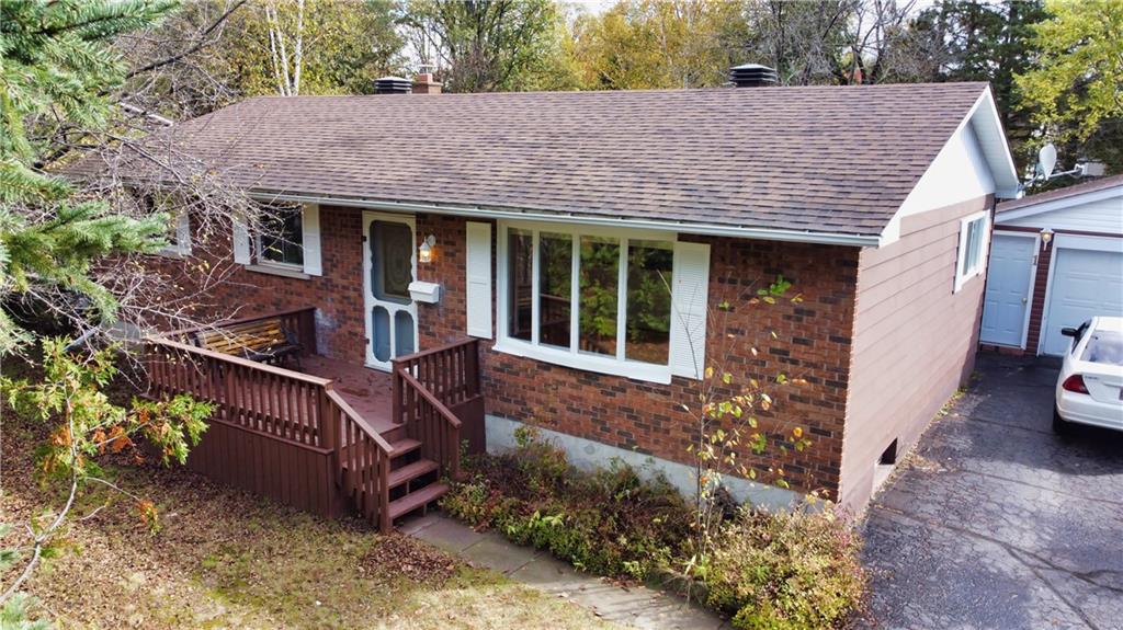1 MAPLE Avenue
