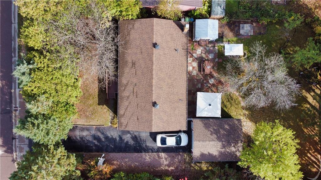 1 MAPLE Avenue