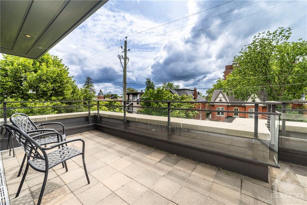 27 FIRST Avenue, #302