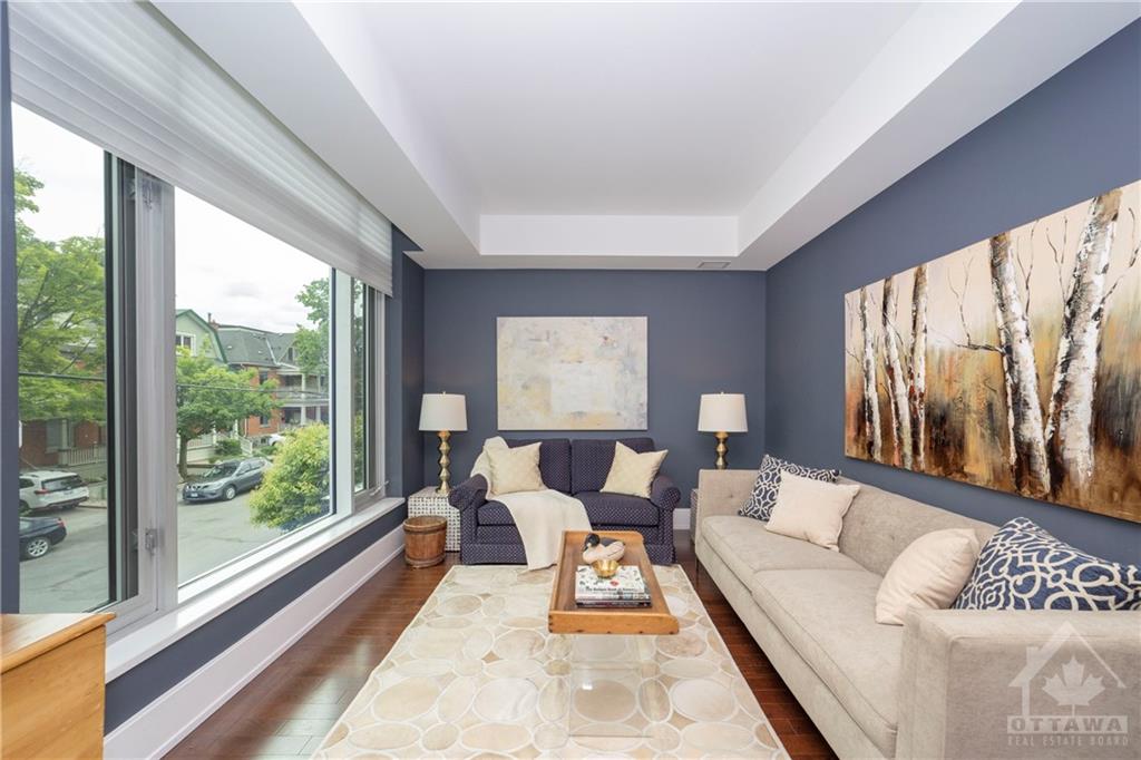 27 FIRST Avenue, #302