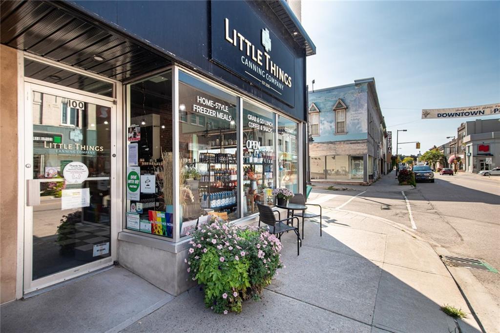 100 PEMBROKE Street W
