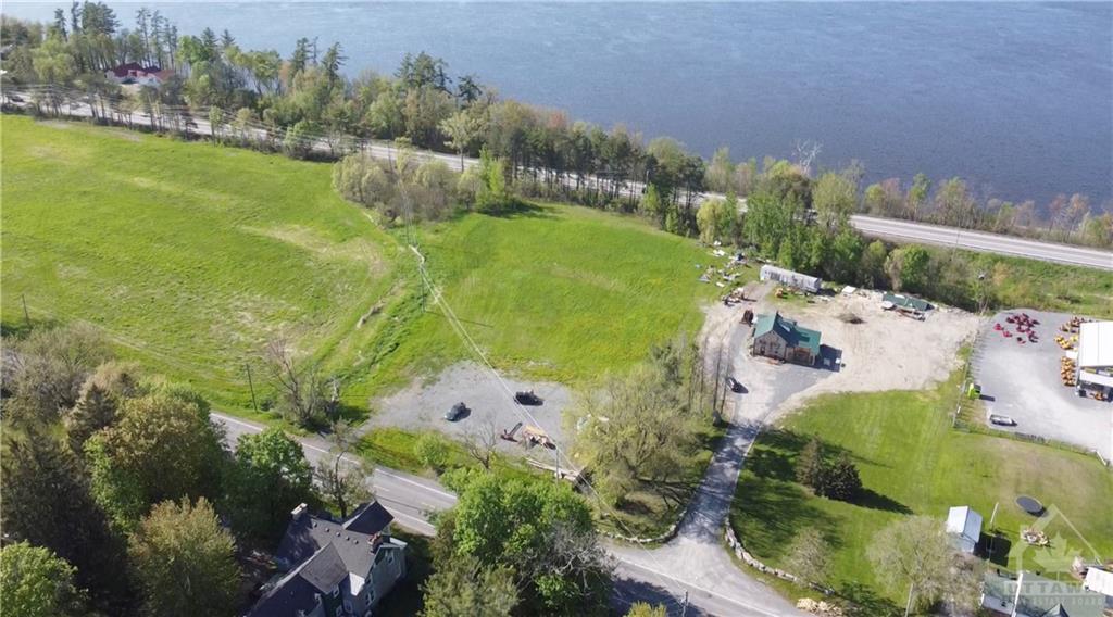2795 OLD MONTREAL Road