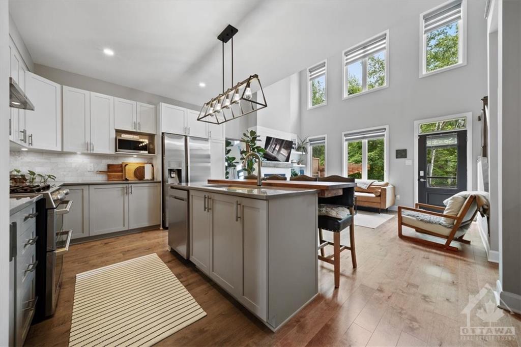 21 HAWKS LANDING Crescent