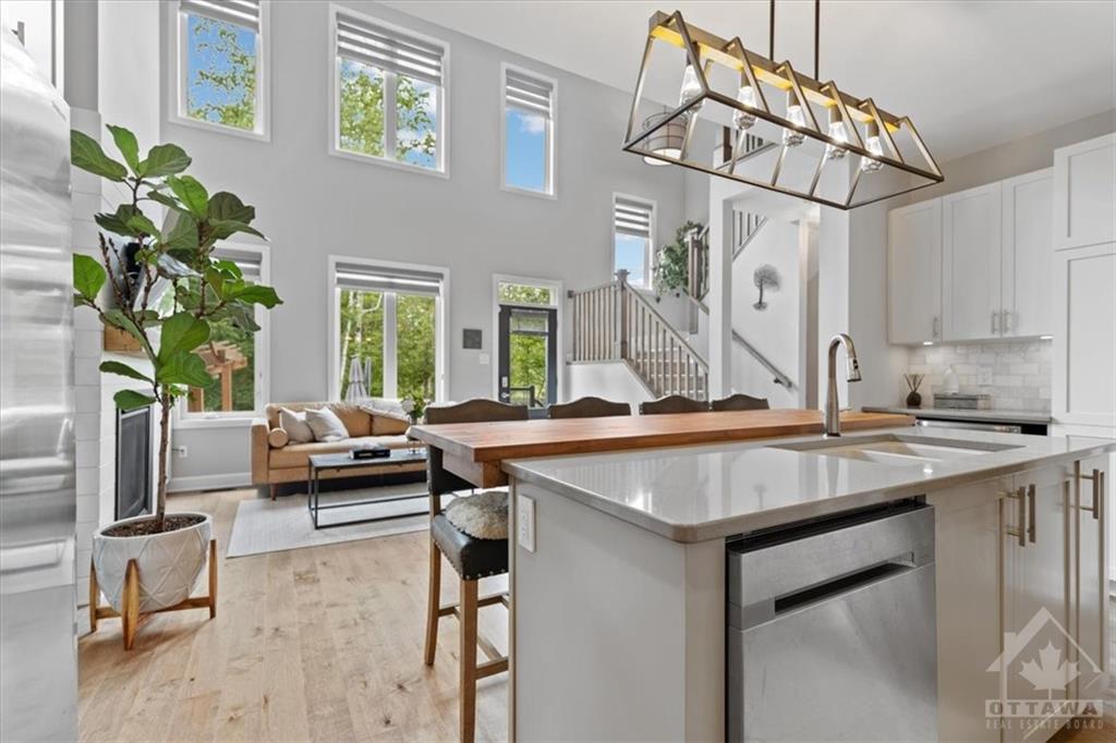 21 HAWKS LANDING Crescent