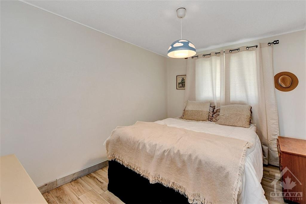 309 AMIENS Street