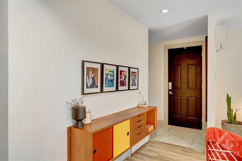 309 AMIENS Street