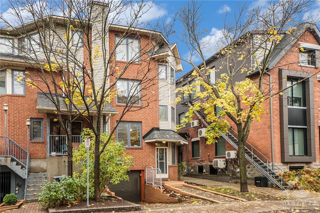 522 LISGAR Street