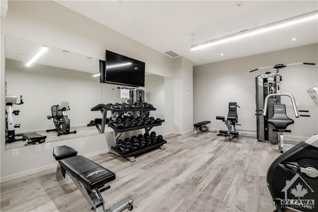 101 QUEEN Street, #1601