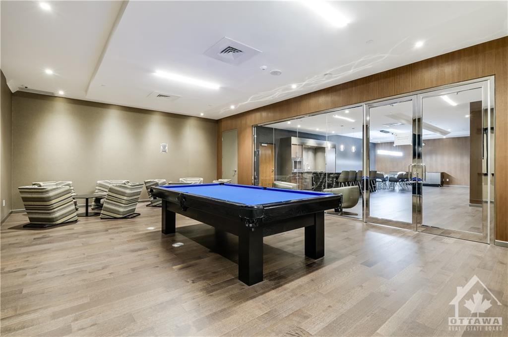 101 QUEEN Street, #1601