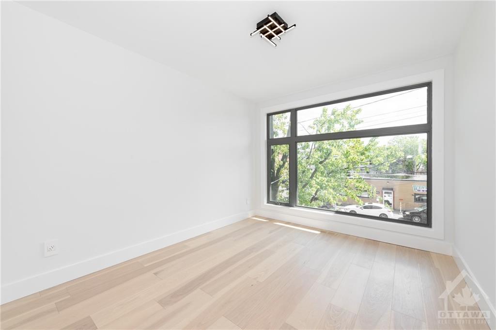 375 MADISON Avenue, #B