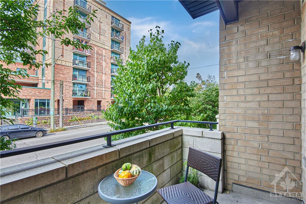 429 KENT Street, #219