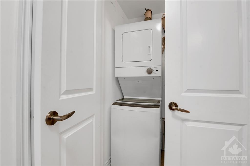 429 KENT Street, #219