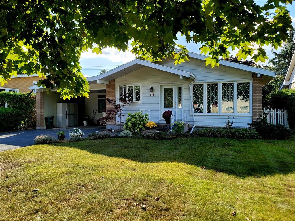 116 CASTERTON Avenue