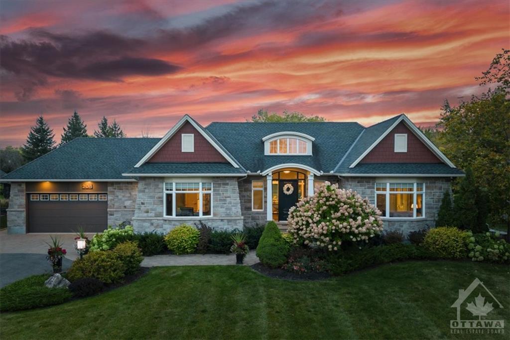 208 CABRELLE Place