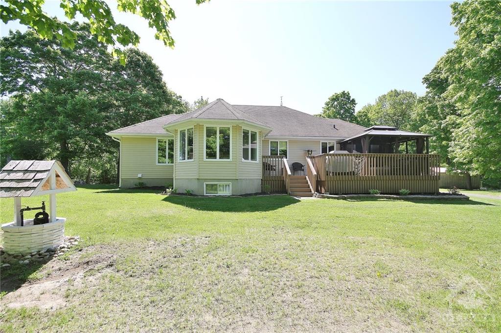 988 RIVER Road