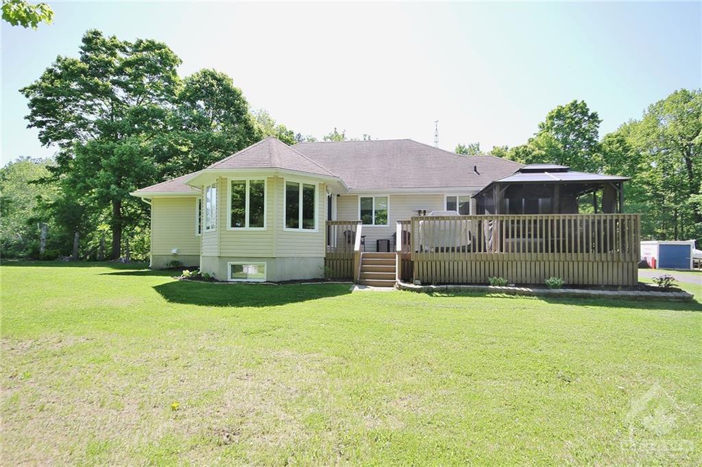 988 RIVER Road