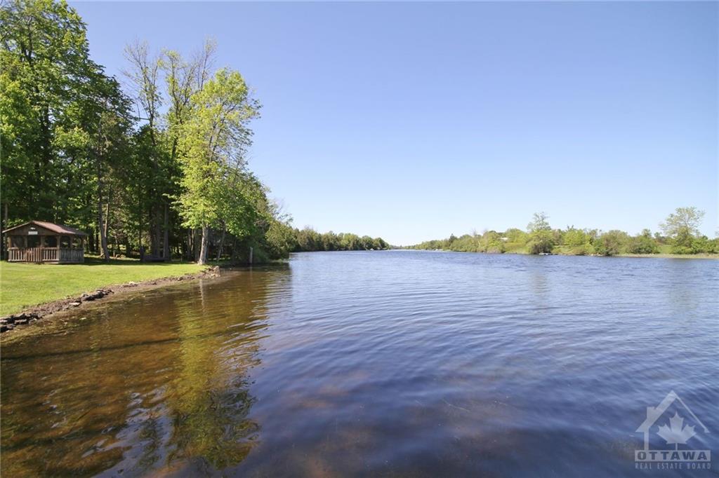 988 RIVER Road