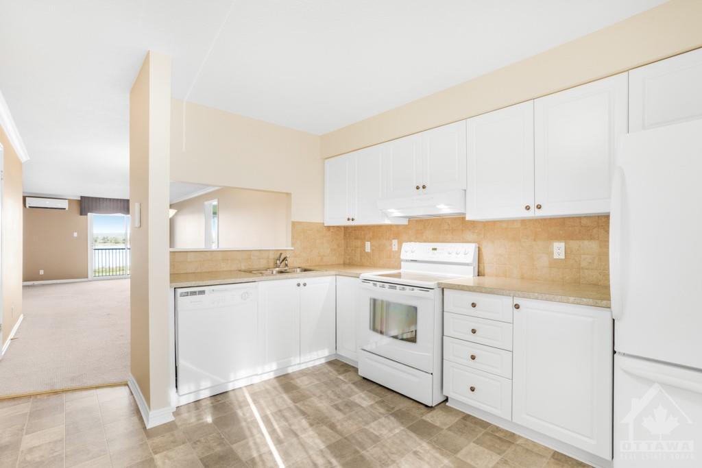 216 EDWARDS Street, #4A