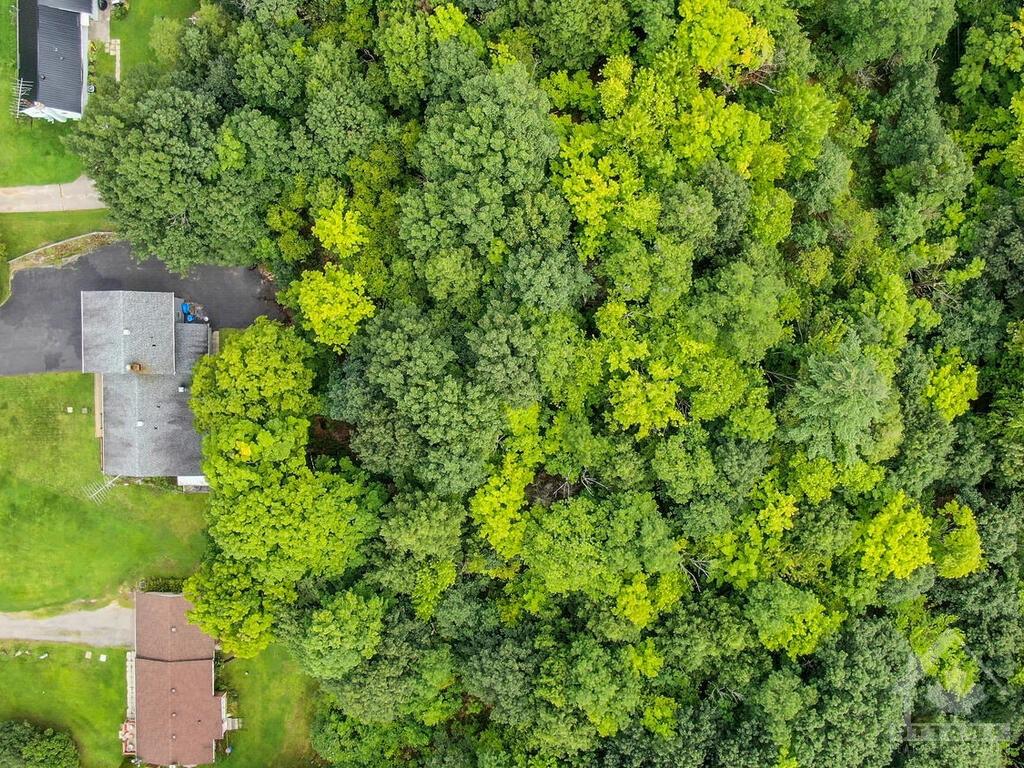 1691 COUNTY RD 2 Road