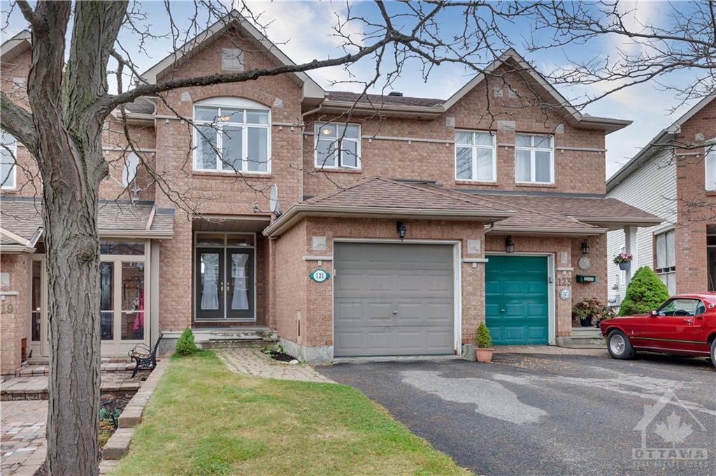 121 KIMBERWICK Crescent
