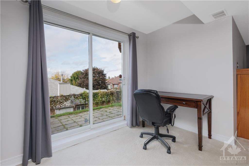 121 KIMBERWICK Crescent