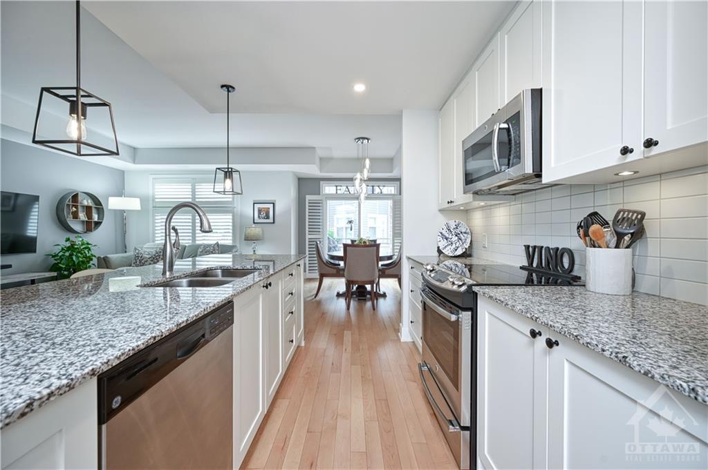 315 ELIZABETH COSGROVE Private, #104