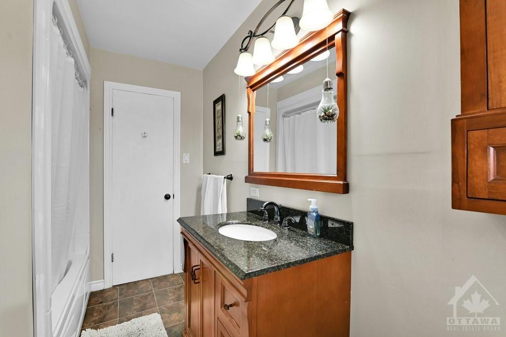 43 FIFTH Street E