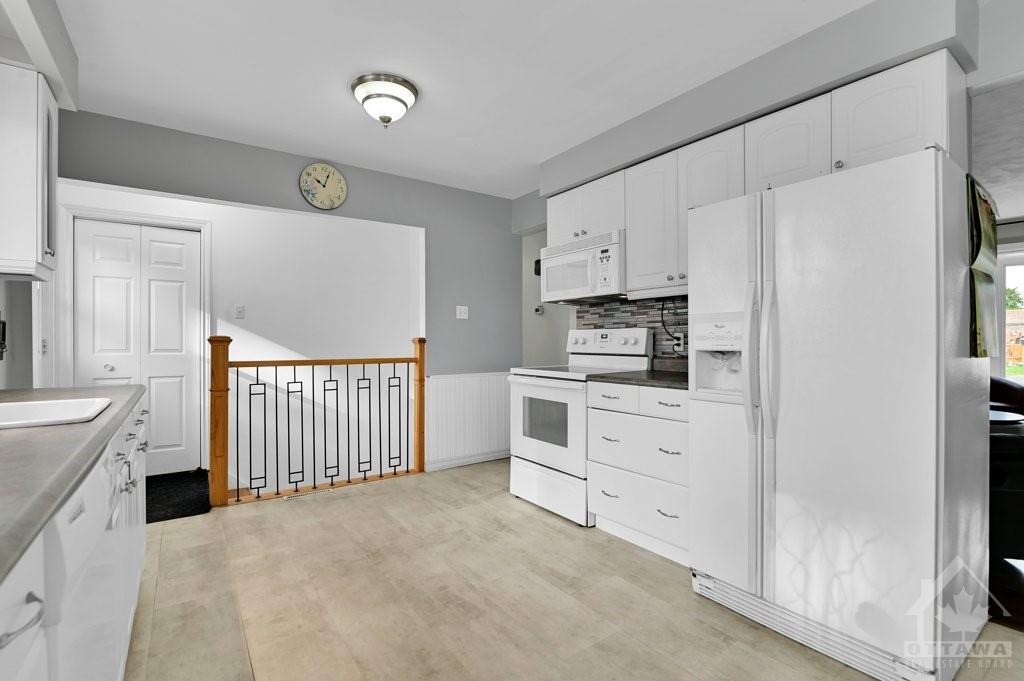 43 FIFTH Street E