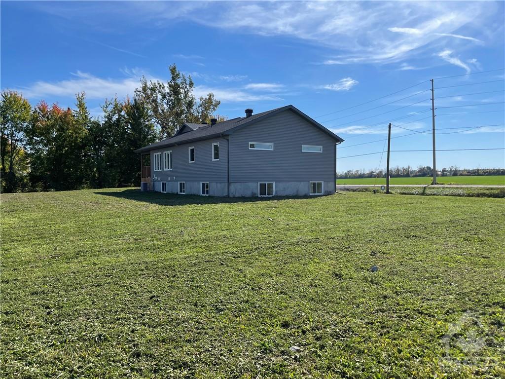 233 SOUTH GOWER Drive