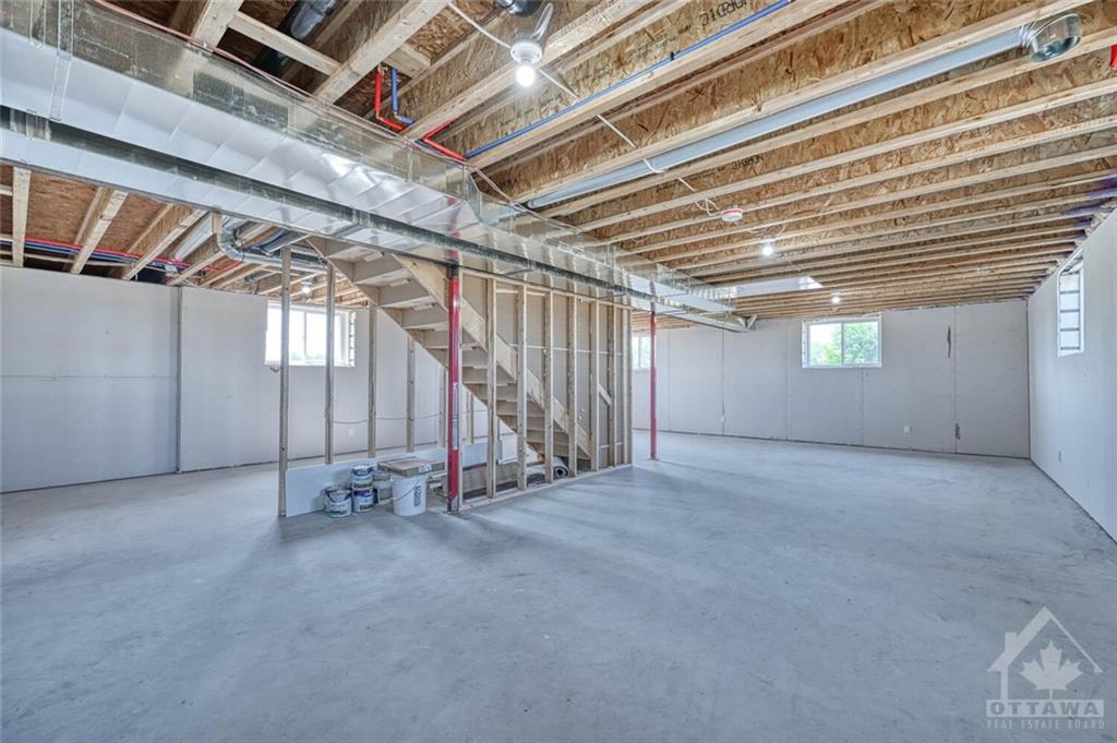 233 SOUTH GOWER Drive