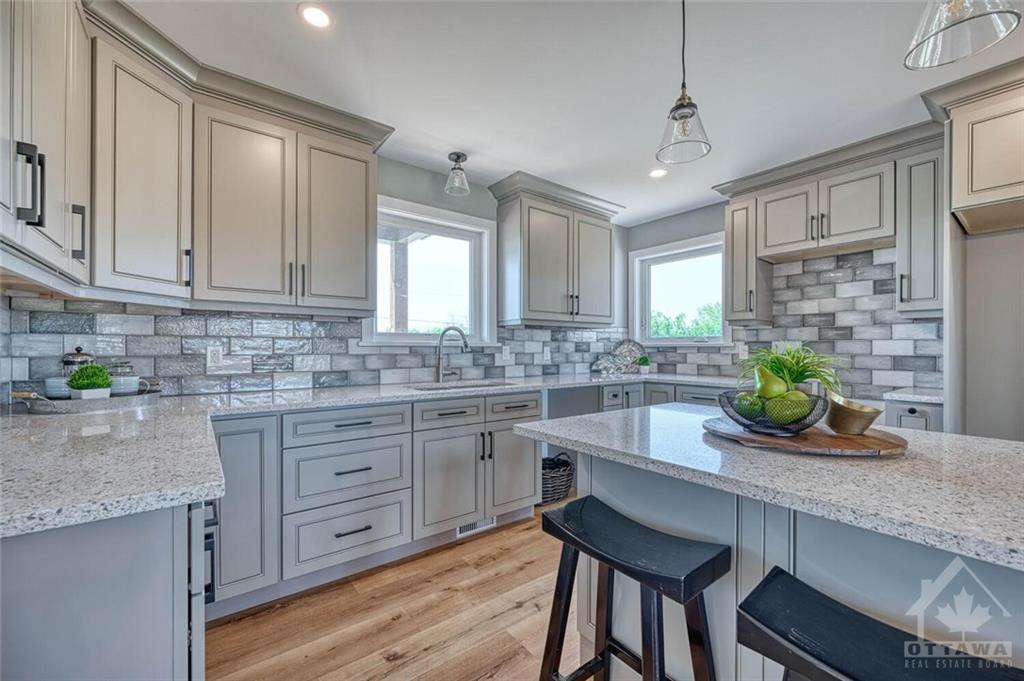 233 SOUTH GOWER Drive