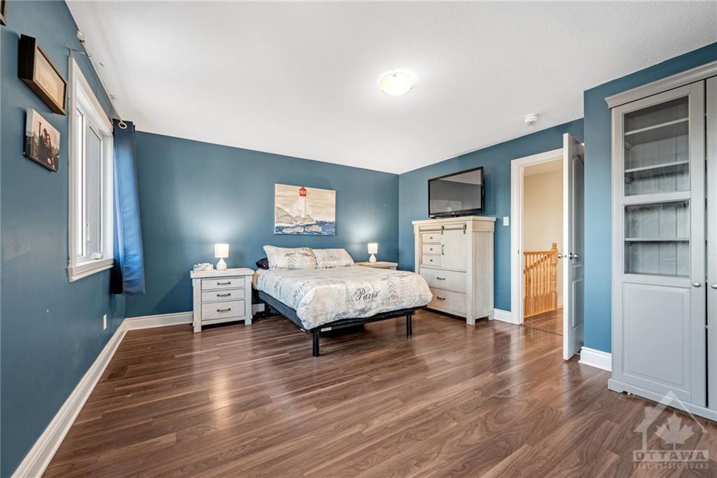 2362 MARBLE Crescent