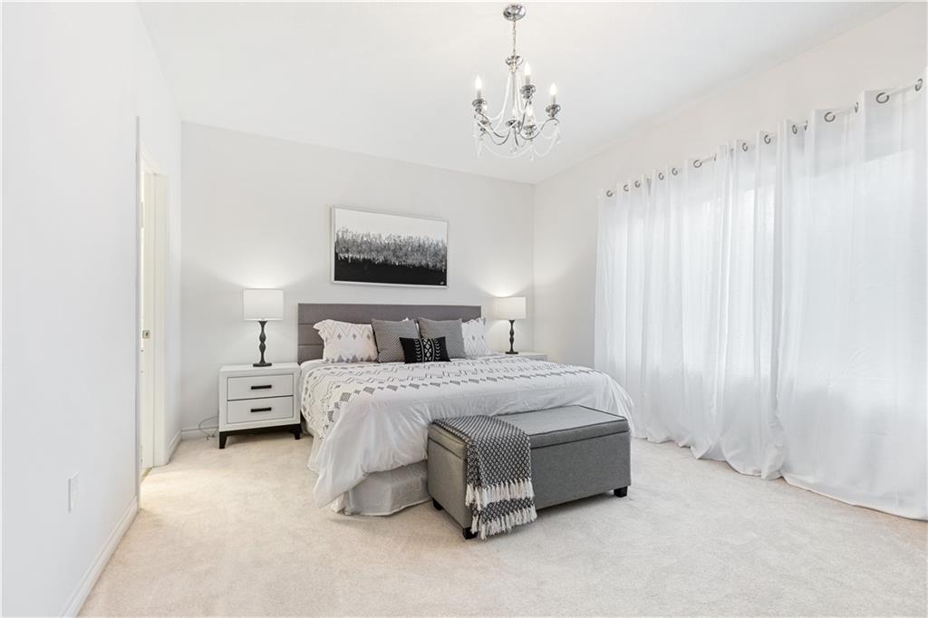 202 DOWSLEY Crescent