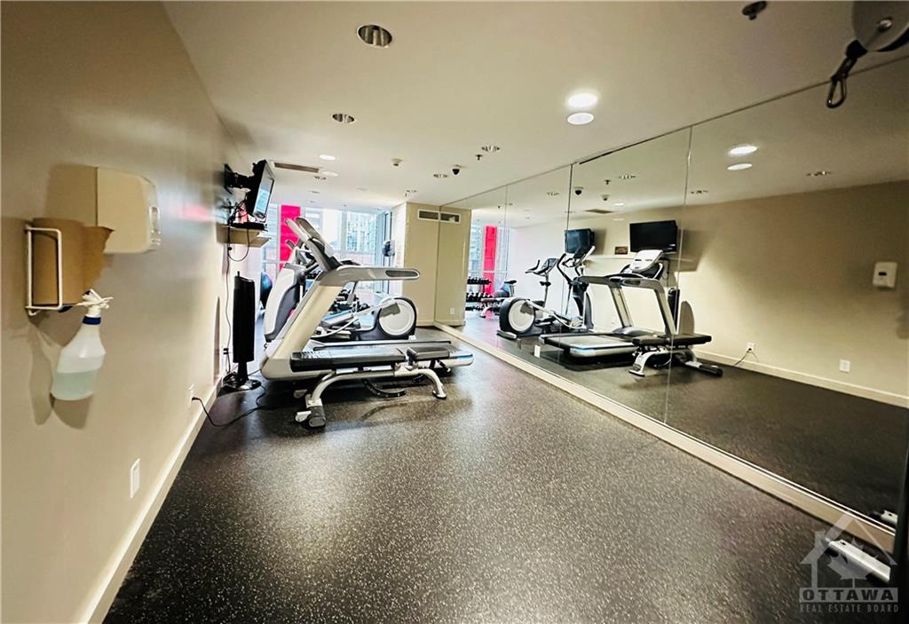324 LAURIER Avenue W, #1807