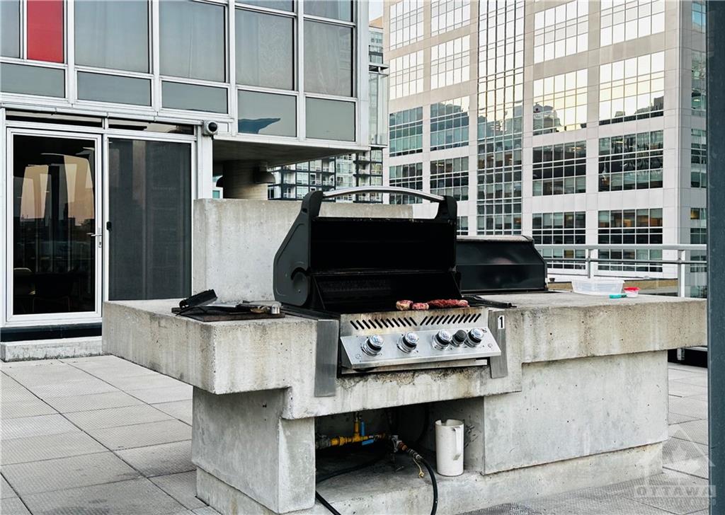 324 LAURIER Avenue W, #1807