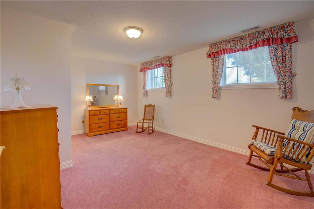 10 LAYNG Drive