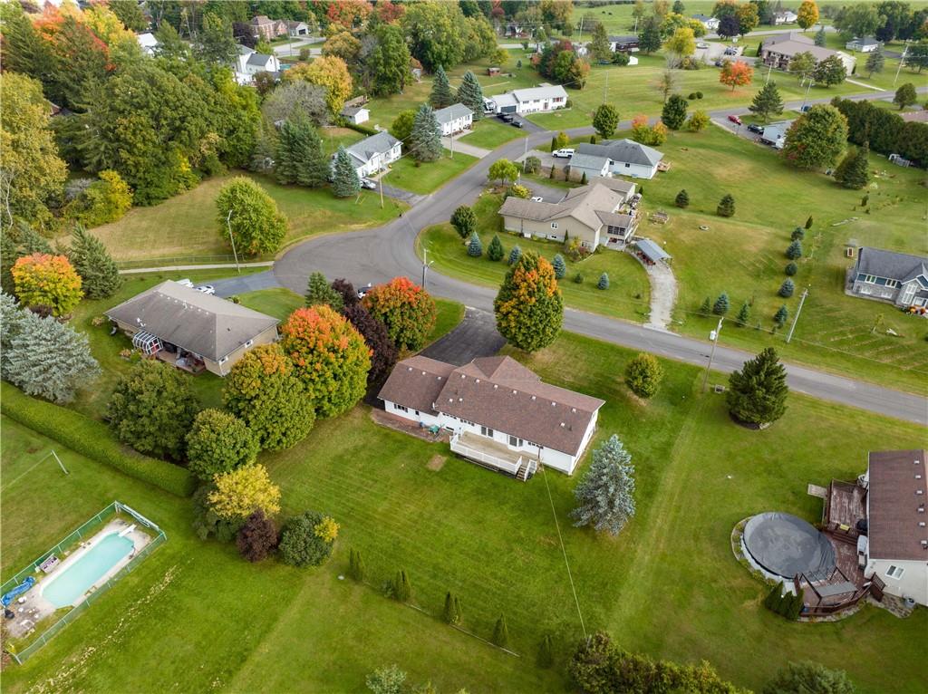 10 LAYNG Drive