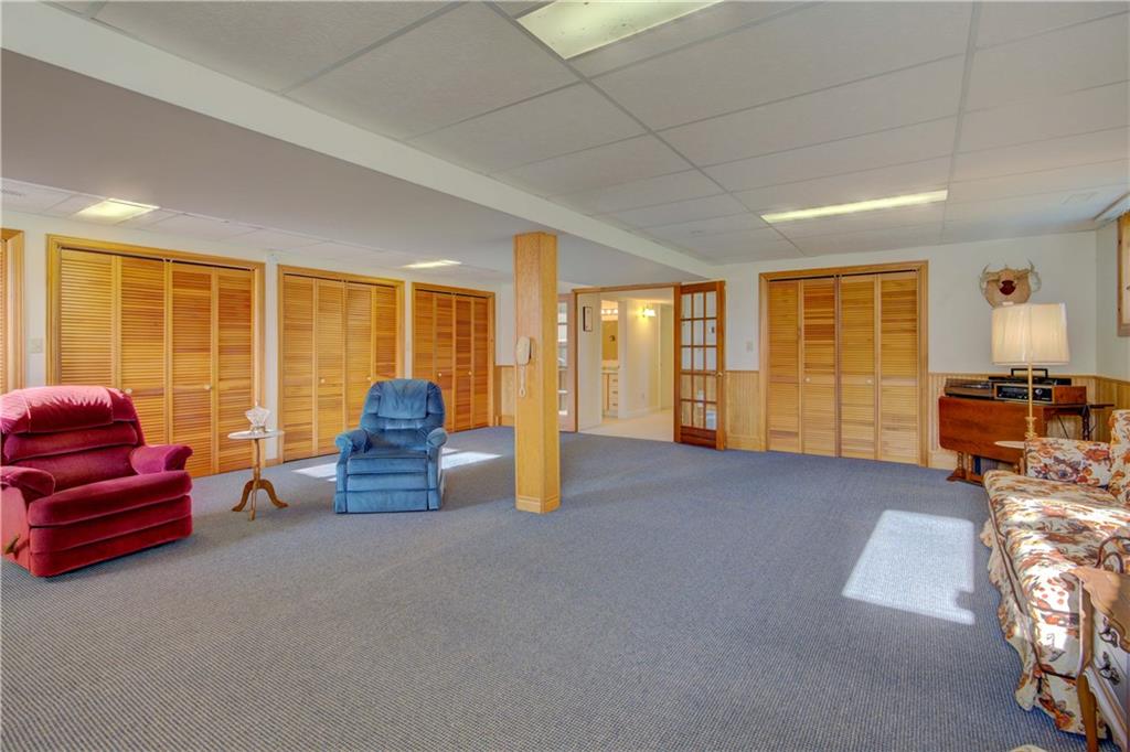 10 LAYNG Drive