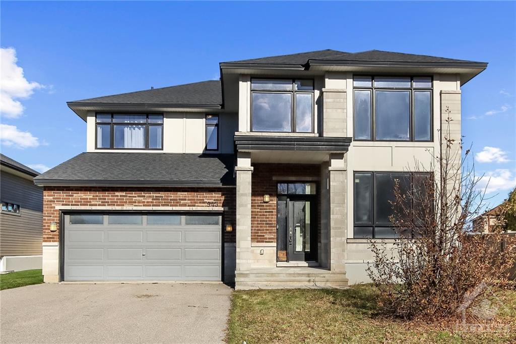 943 WILDCARROT Crescent