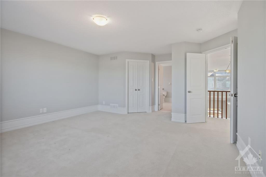 943 WILDCARROT Crescent