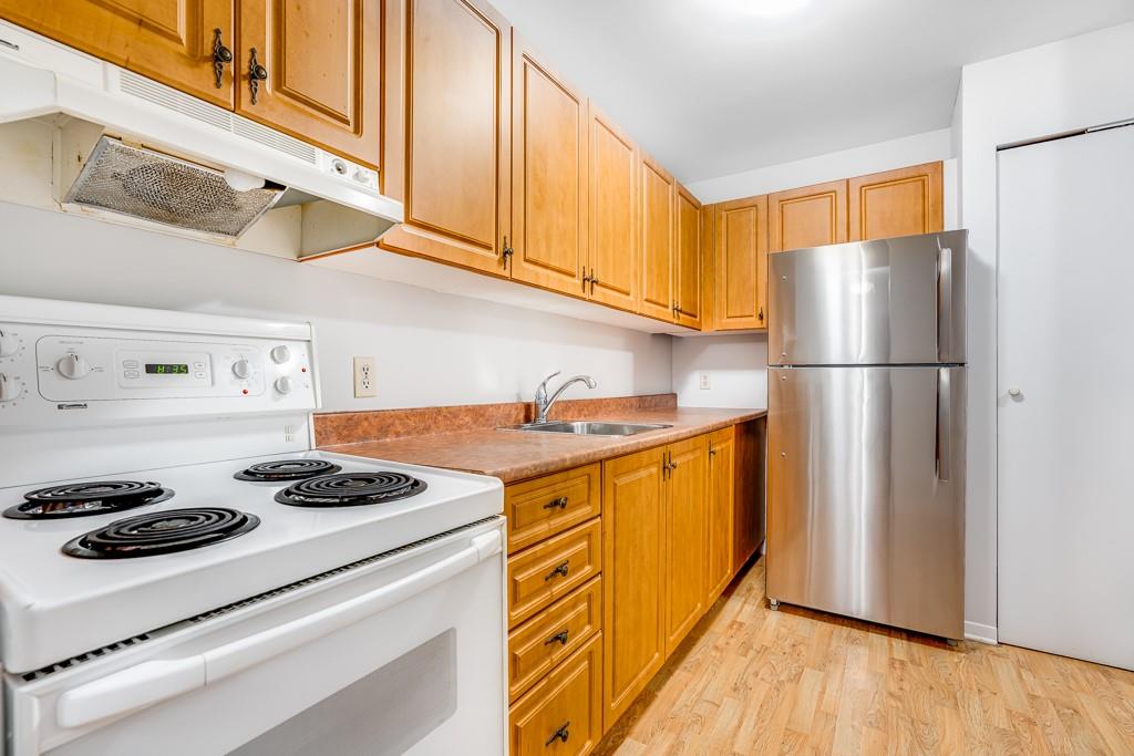118 FOURTH Street E, #302