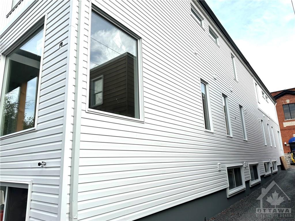 27 O'MEARA Street, #A