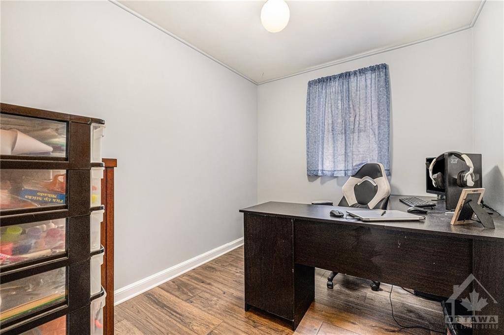 304 OXFORD Street E