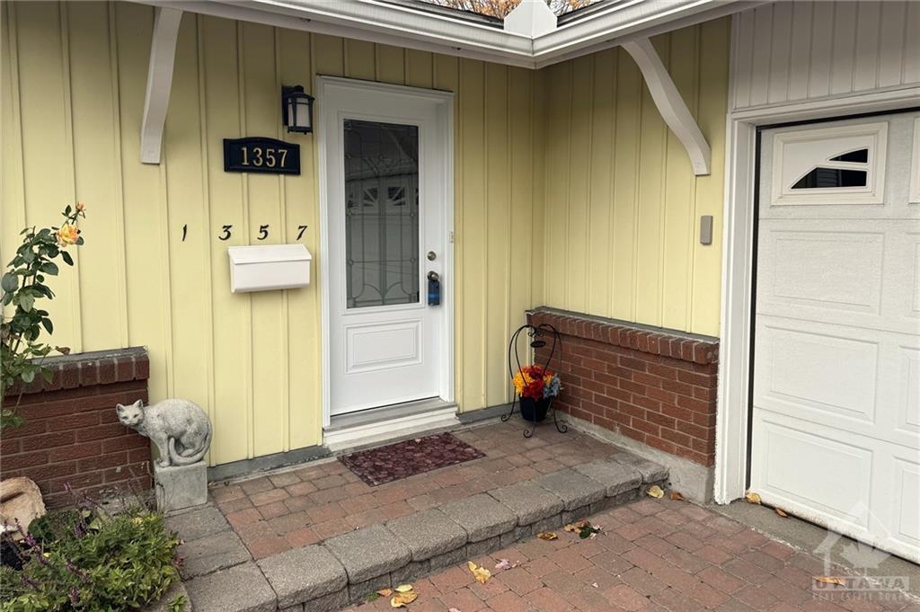 1357 FONTENAY Crescent