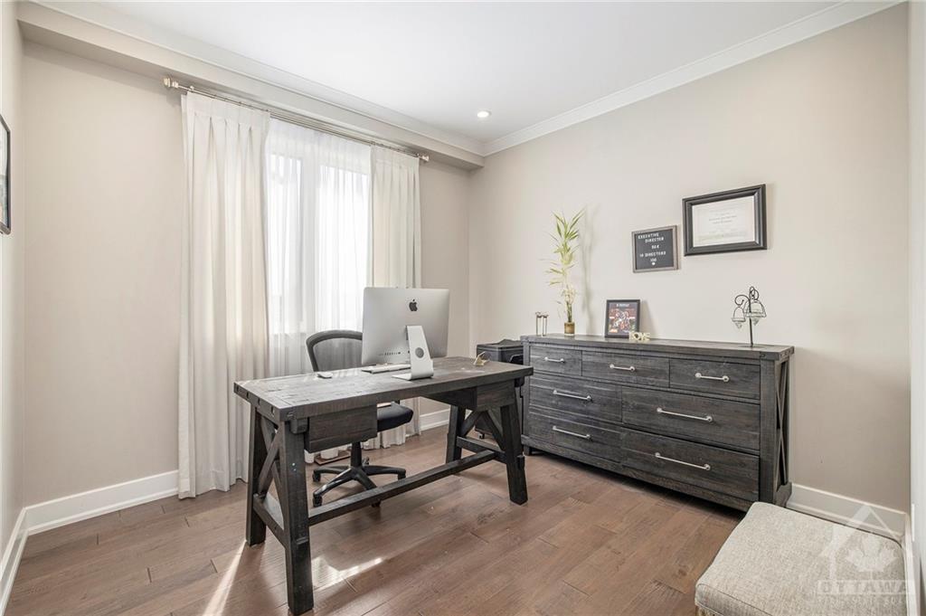 32 CENTO Way