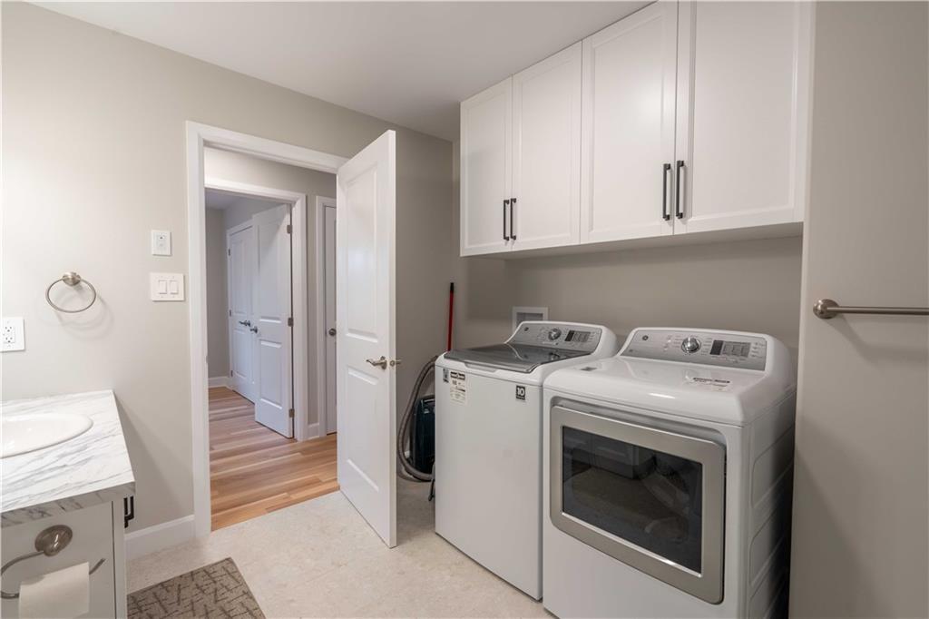6 FORRESTER Way