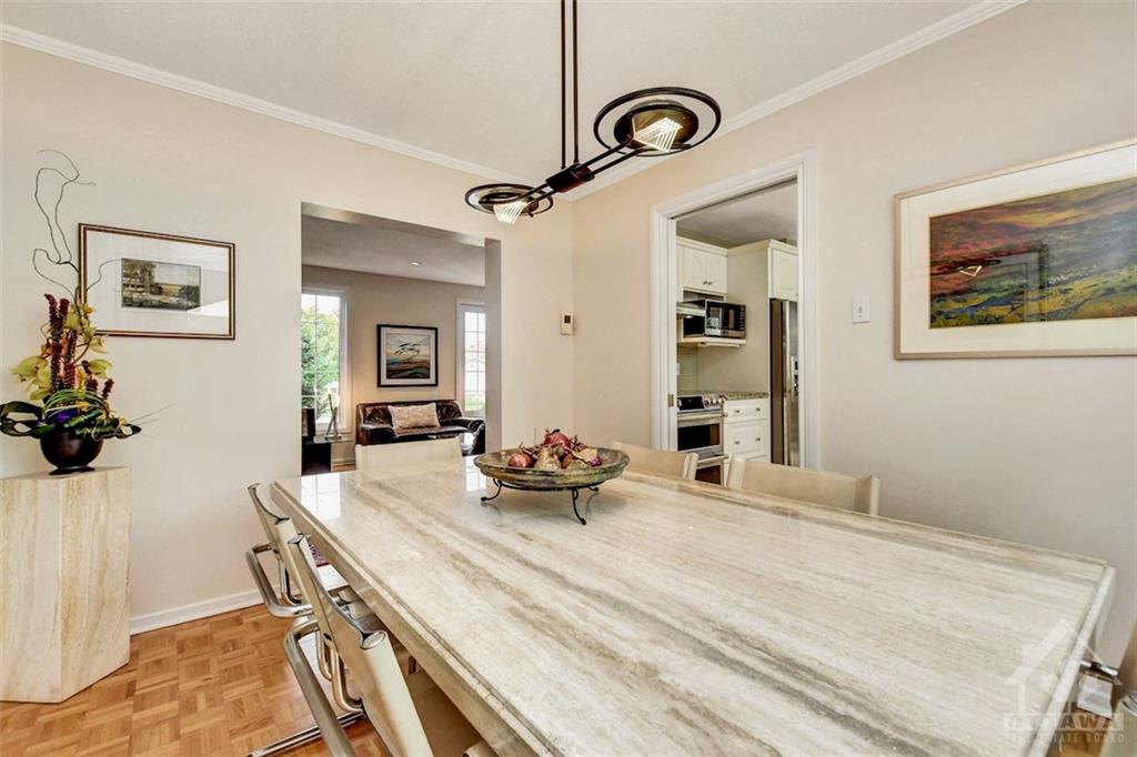 1354 FONTENAY Crescent